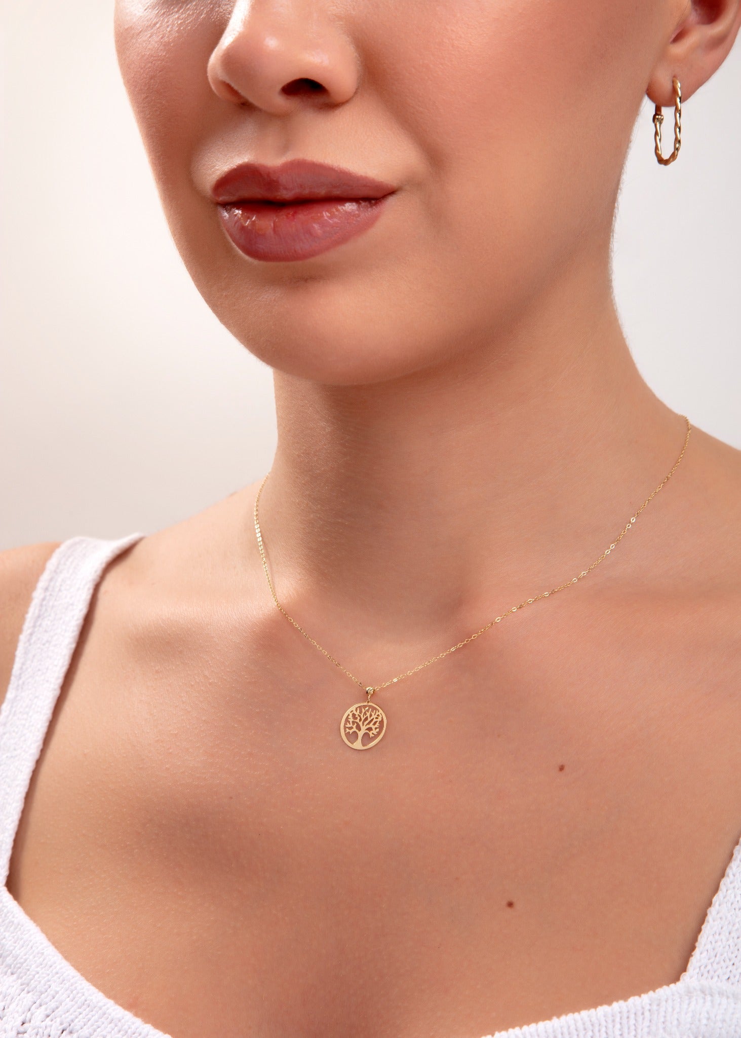 The Tree of Life: A Symbol of Strength, Connection, and Renewal