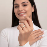 14K (585) Gold Baguette Halo Ring – Zarte Kordel-Schiene | Vintage-inspirierter Verlobungsring