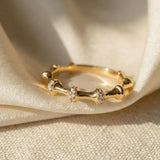 14K (585) Gold Bambus Sparkle Ring – Verstellbarer strukturierter Stapelring | BRK2