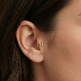 Brinco de Tragus em Ouro Maciço 14K com Borboleta – Prego Minimalista para Cartilagem