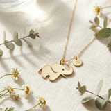Collar de elefante de oro de 14 quilates con dije de inicial personalizado: regalo de la suerte y personalizado (Gram yok)