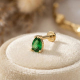 Brinco de Pérola de Esmeralda Verde em Gota de Ouro Maciço 14K – Prego para Piercing na Cartilagem Tragus