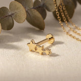 Pendiente de Tragus de Triple Estrella de Oro Macizo 14K – Joyería de Cartílago Celestial