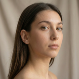 14K Solid Gold Graduated Bezel Tragus Earring – Cartilage Piercing Stud