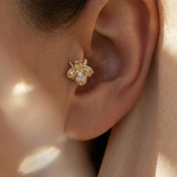 Orecchino Piercing Trago Ape in Oro Massiccio 14K - Delicato Perno per Cartilagine