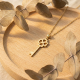 14K Gold Clover Key Necklace – Lucky Charm Pendant